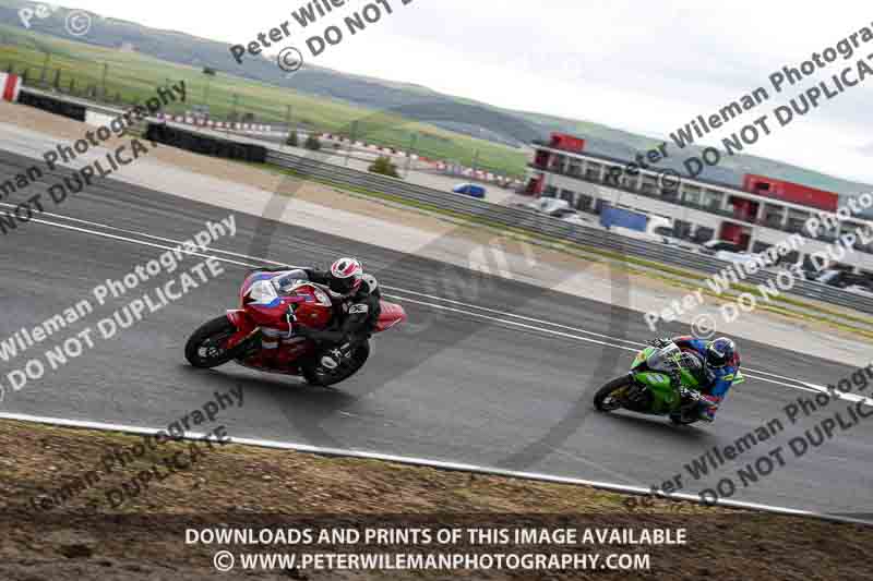 cadwell no limits trackday;cadwell park;cadwell park photographs;cadwell trackday photographs;enduro digital images;event digital images;eventdigitalimages;navarra;no limits trackdays;peter wileman photography;racing digital images;trackday digital images;trackday photos